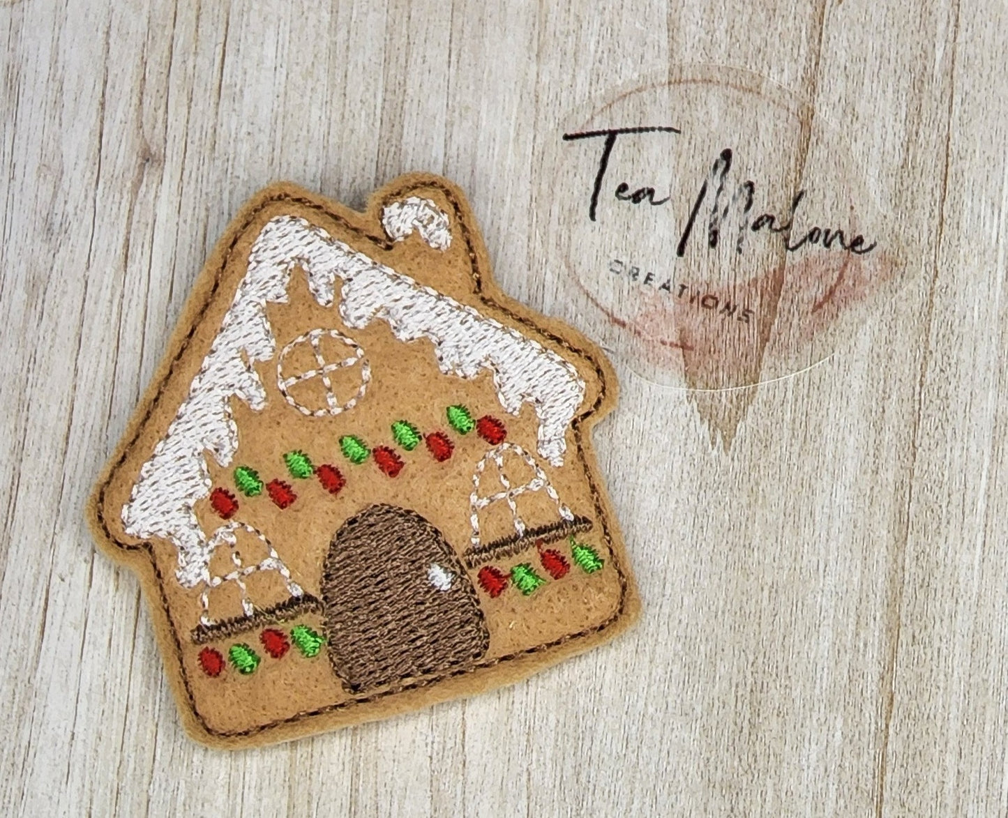 Gingerbread House Cookie Embroidery Design