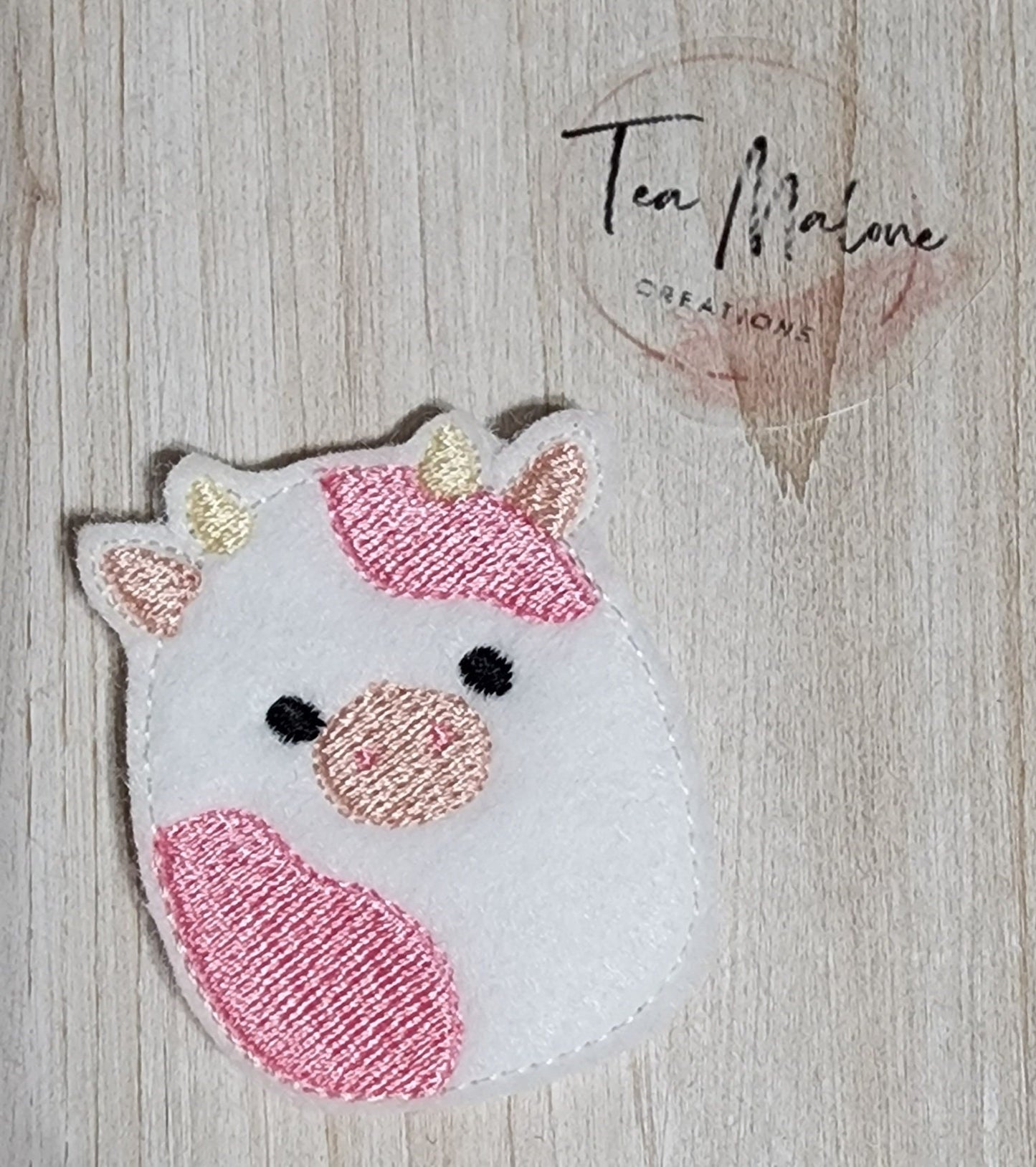 Squishy Cow EmbroideryDesign