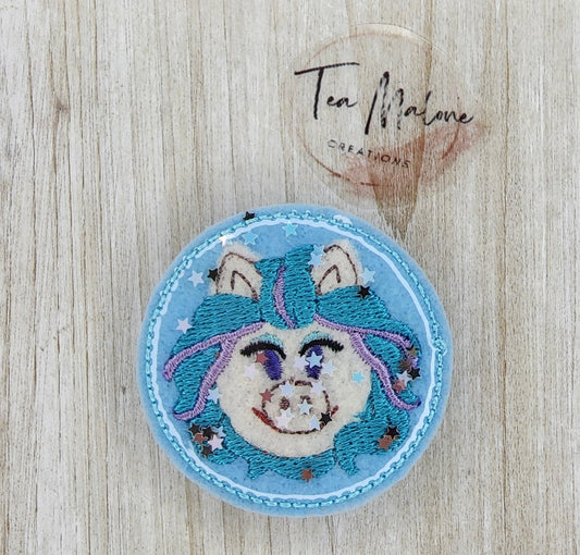 Crystal Ball Pig Embroidery Design