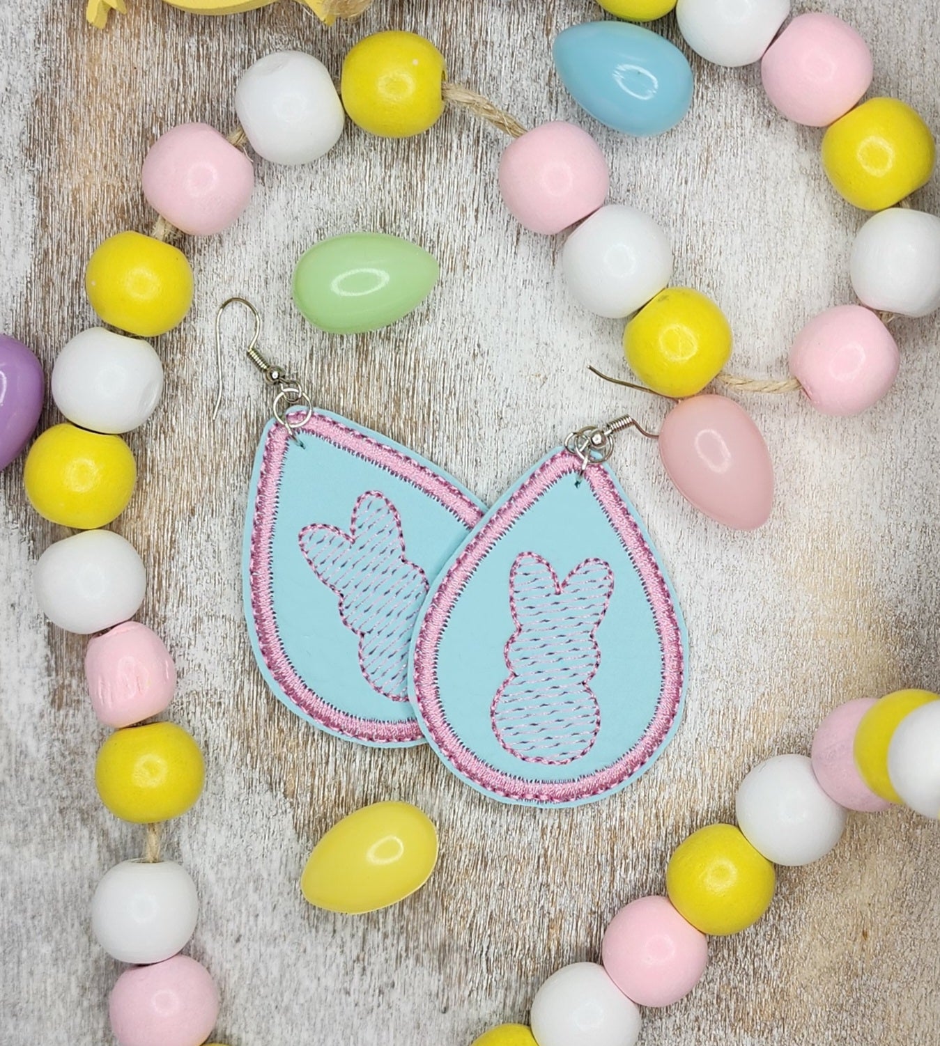 Sketchy Bunny Earrings Embroidery Design